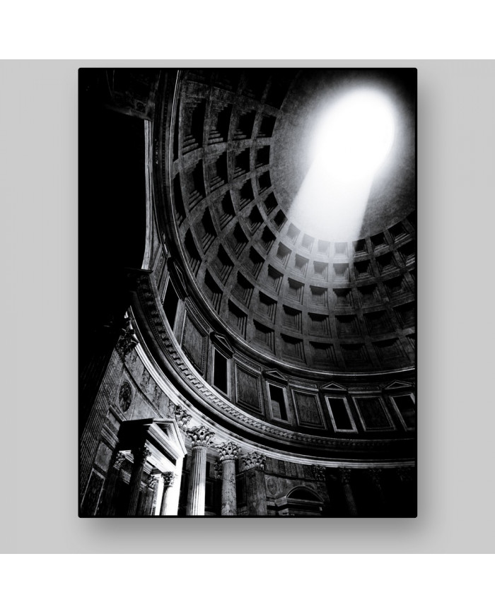 Rayo de luz en el Panteón,Roma,Italia