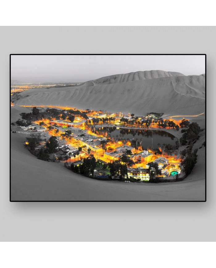 Oasis de Huacachina, desierto de Atacama, Perú