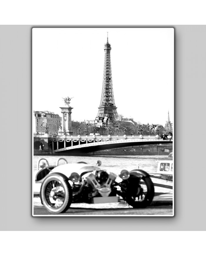 París con un modelo exclusico Morgan clásico