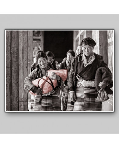 Tibetan pilgrims encircling Tashilunpo monastery, Tibet