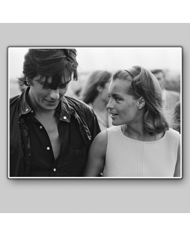 Alain Delon with Romy Schneider, filming of La Piscine by Jacques Deray, 1968