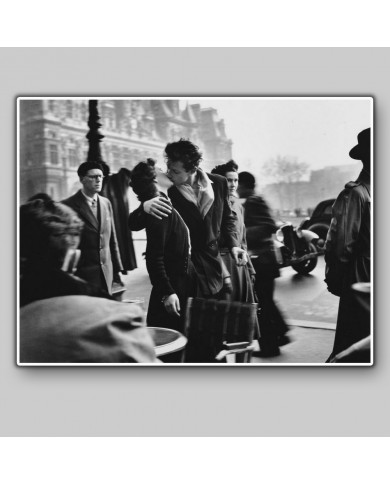 Le baiser de l'Hotel de ville, Paris, 1950 Le baiser de l'Hotel de ville, Paris, 1950