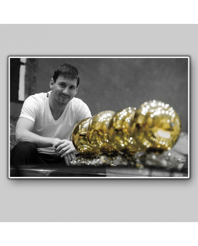 Leo Messi con 4 balones de oro Leo Messi con 4 balones de oro