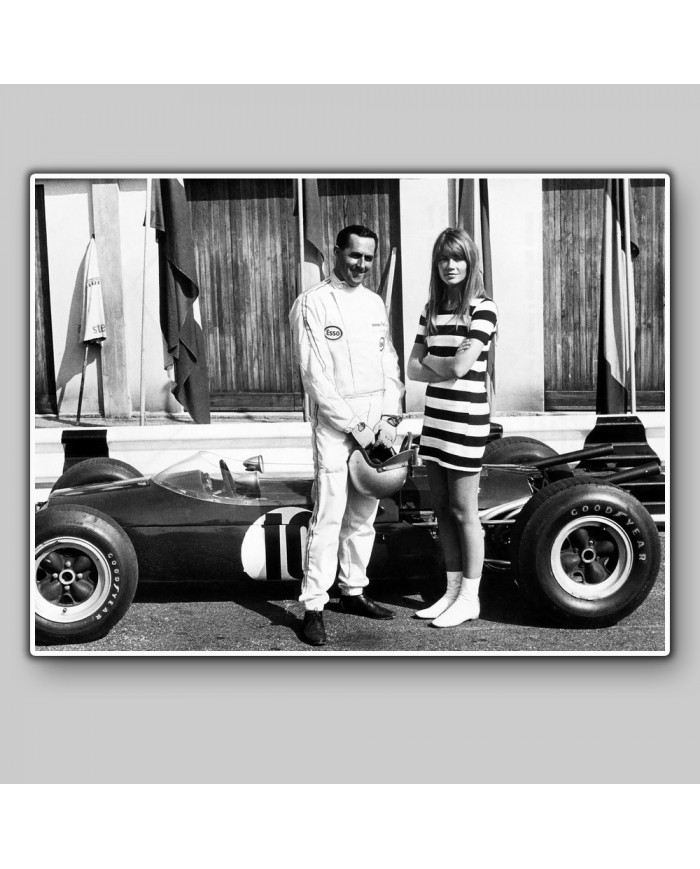 Françoise Hardy con el campeón mundial de Formula 1 Jack Brabham, 1966