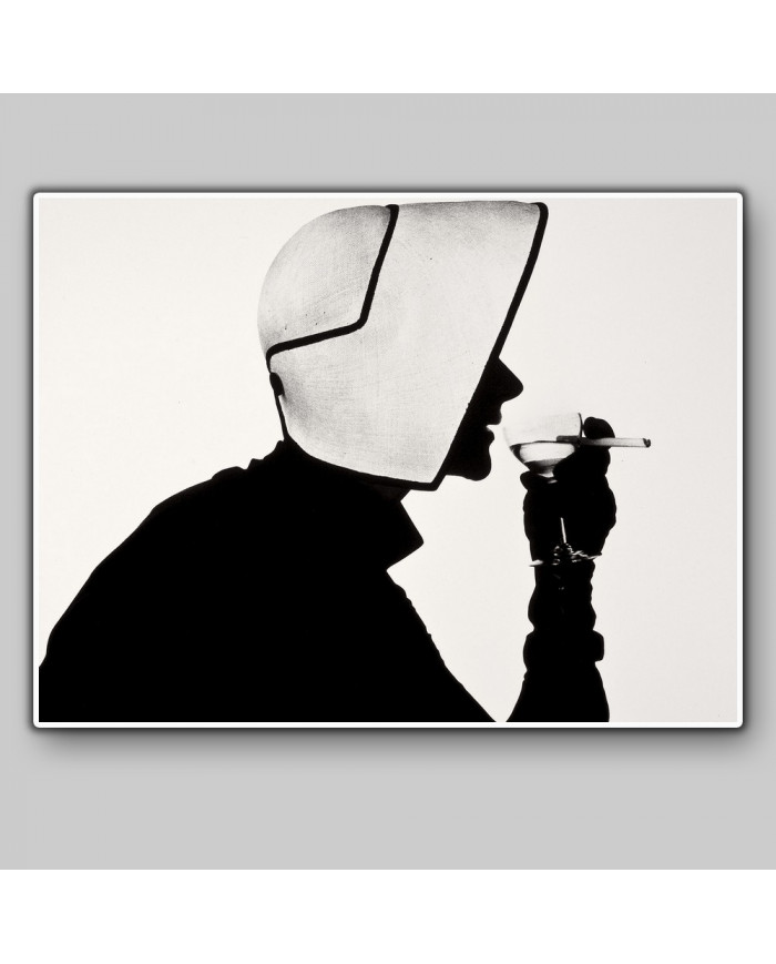 Modelo con sombrero de Dior y Martini Lisa Fonssagrives, 1952