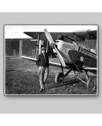 Amy Johnson, primera mujer en volar a Australia, 1930 Amy Johnson, primera mujer en volar a Australia, 1930