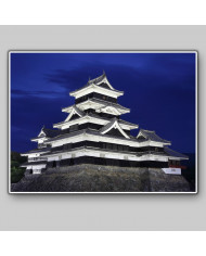 Castillo de Matsumoto al anochecer, Japón
