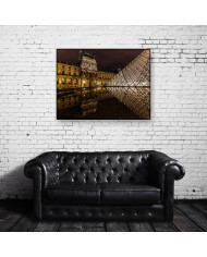 Pirámide del Louvre, París, Francia