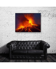 Erupción del volcan Stromboli, Isla Eolia, Sicilia, Italia