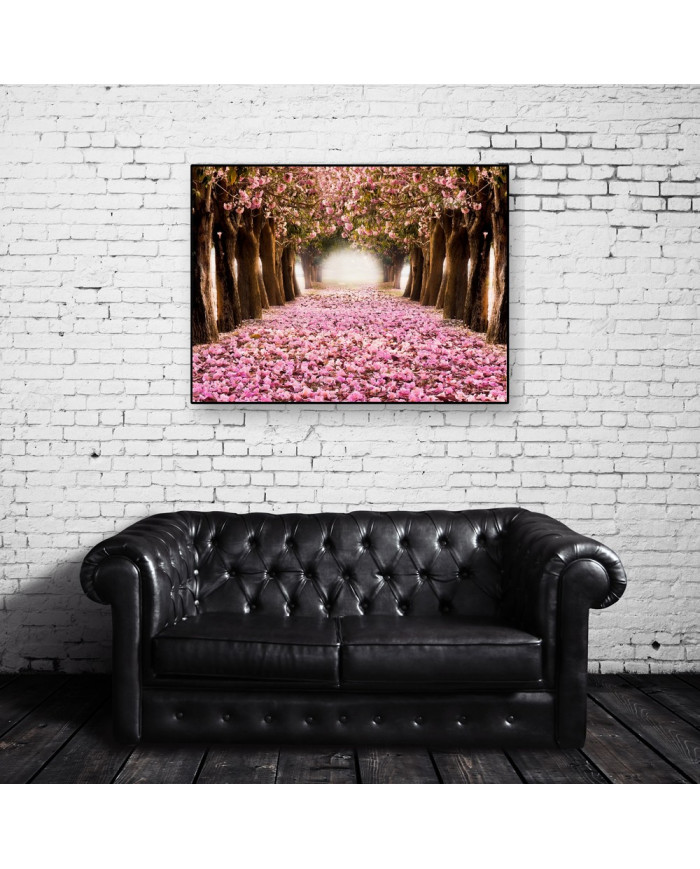 El tunel romántico de flores rosas