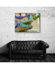 Dragón fuente del Parc Guell de Antoni Gaudi,Barcelona