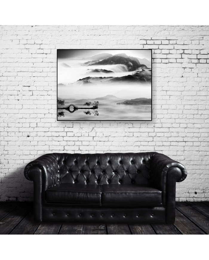 La niebla sobre el lago,China