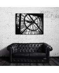 Vista del Museo del Louvre desde el reloj del Museo De Orsay, París, Francia