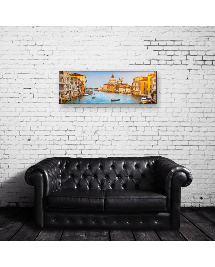 Gran Canal y Basílica di Santa Maria della Salute, Venecia, Italia