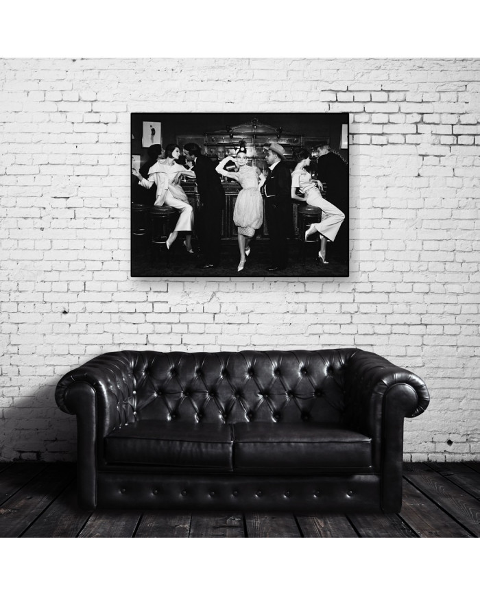 Audrey Hepburn, Buchwald, Barbara Simone vestidas de Balmain, Dior y Maxims