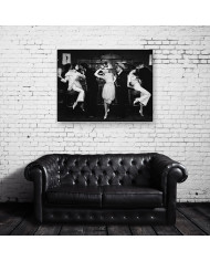 Audrey Hepburn, Buchwald, Barbara Simone vestidas de Balmain, Dior y Maxims