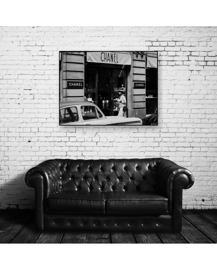 Coco Chanel en la tienda Chanel, París, 1962