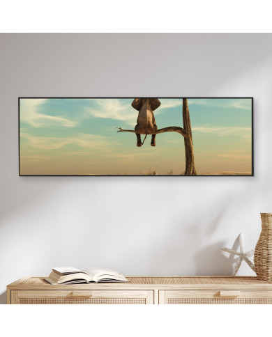 Elefante meditando en un paisaje surrealista Elefante meditando en un paisaje surrealista