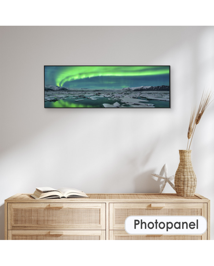 Vista panorámica, Arbola boreal en lago Jokulsarlon, Islandia