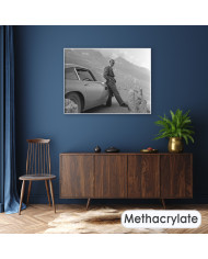 James Bond en los Alpes con el Aston Martin DB5