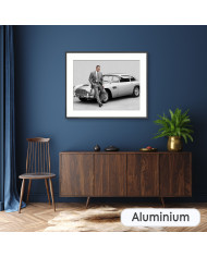 James Bond con su Aston Martin en Spectre 007, 2015