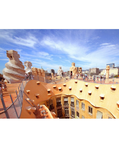 La Pedrera, Antoni Gaudi, Barcelona, España La Pedrera, Antoni Gaudi, Barcelona, España