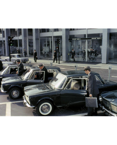 Jacques Tati, los autómatas y sus coches Jacques Tati, los autómatas y sus coches