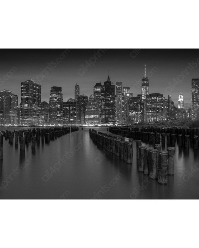 Rascacielos de Lower Manhattan desde el puente de Brooklyn, Nueva York, USA
