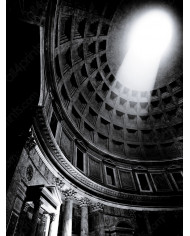 Rayo de luz en el Panteón,Roma,Italia