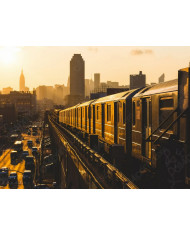 Metro de Nueva York al atardecer, USA