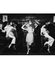 Audrey Hepburn, Buchwald, Barbara Simone vestidas de Balmain, Dior y Maxims