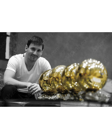 Leo Messi con 4 balones de oro Leo Messi con 4 balones de oro
