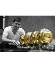 Leo Messi con 4 balones de oro Leo Messi con 4 balones de oro