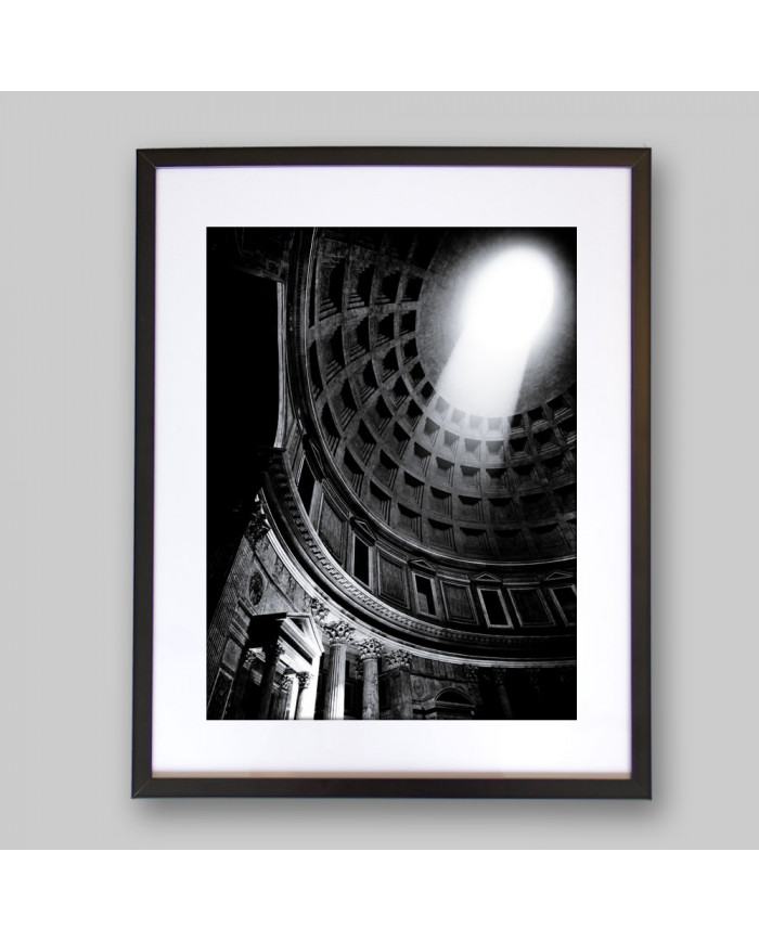 Rayo de luz en el Panteón,Roma,Italia