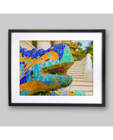 Dragón fuente del Parc Guell de Antoni Gaudi,Barcelona Dragón fuente del Parc Guell de Antoni Gaudi,Barcelona