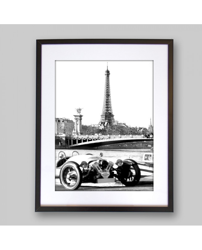 París con un modelo exclusico Morgan clásico