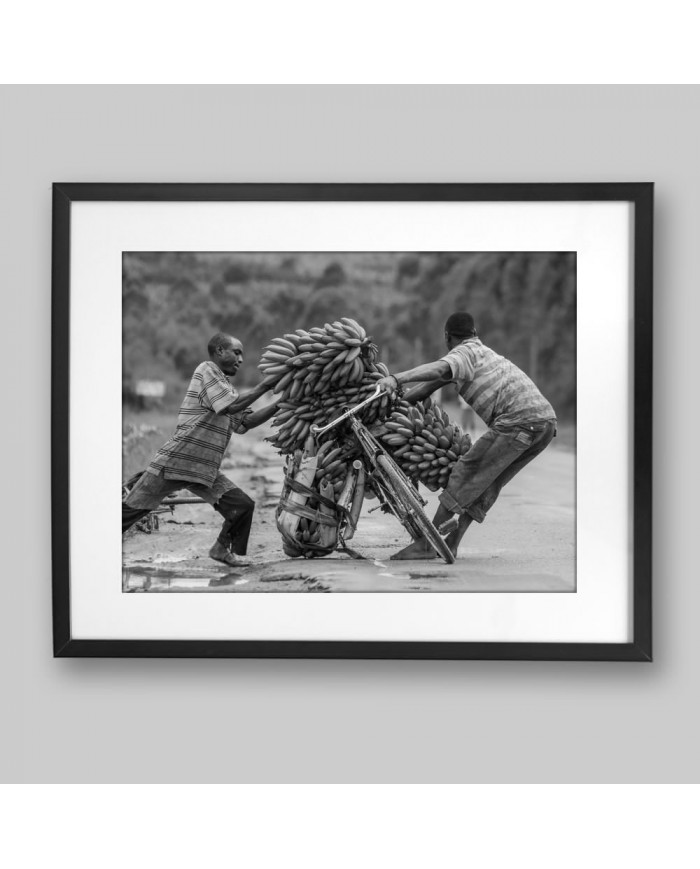 Llevando bananas, Kisoro. Uganda
