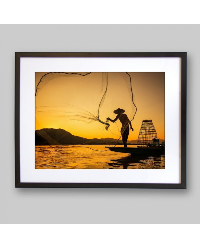 Pescador en Phuket, Tailandia