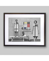 Yves Saint Laurent vestida de Mondrian, 1966