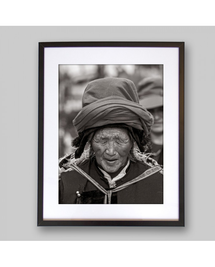 Peregrinos tibetanos en el palacio  Potala, Lhasa, Tibet
