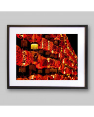 Lámparas chinas en un mercado de Hong Kong, China