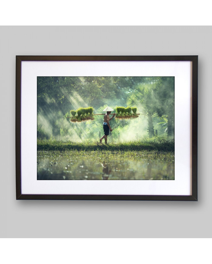 Campesino porteando grano, China