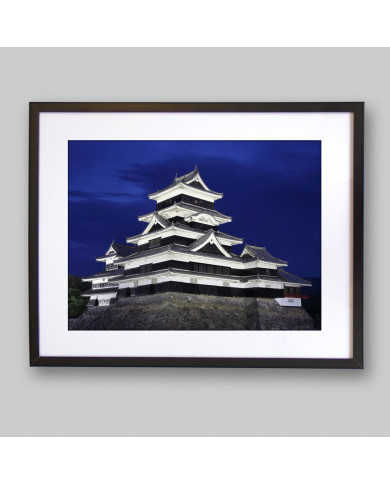 Castillo de Matsumoto al anochecer, Japón Castillo de Matsumoto al anochecer, Japón