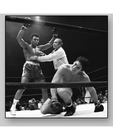 Muhammad Ali vs Oscar Bonavena, Madison Square Garden, 1970 Muhammad Ali vs Oscar Bonavena, Madison Square Garden, 1970